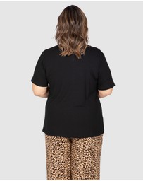 Love Your Wardrobe - Maya Ruched Front Tee
