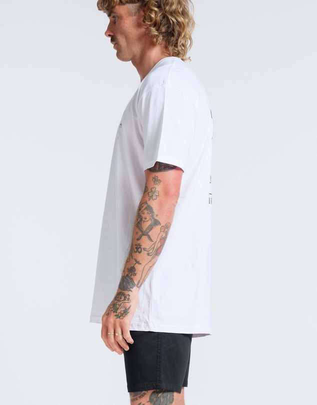 Vacancy Co - Nurture Nature Tee