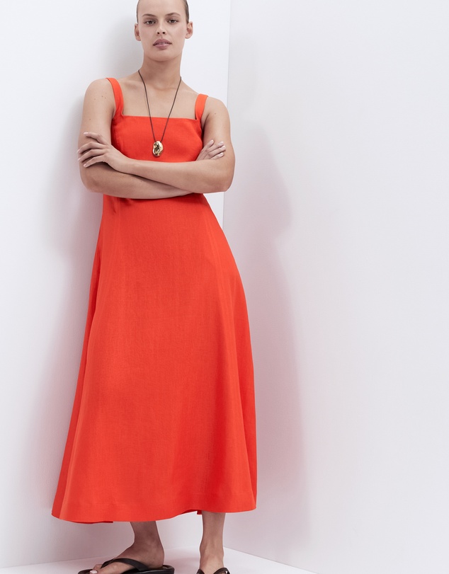 UNISON - Linen Balconette Midi Dress