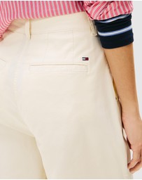 Tommy Jeans - Claire Wide Leg Chino Pants