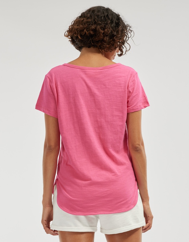 Amelius - Fallon Rounded Hem Tee