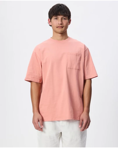 Scotch & Soda - Seasonal Core 3 Crosses Chest Pocket Loose-Fit T-Shirt