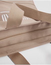 Country Road - Printed Heritage Shopper