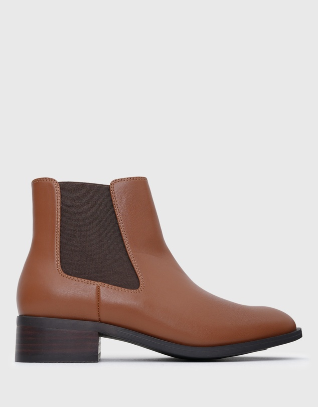 Betts - Wider Fit Edison Chelsea Boots