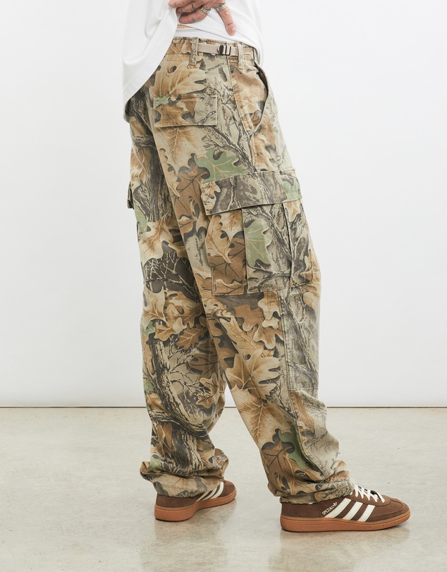 Vintage by The Real Deal - Pre Loved - Vintage Realtree Camo 'Double Knee' Cargo Pants
