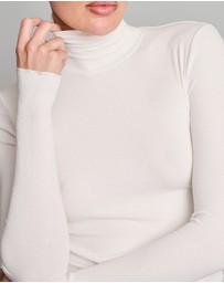 Love and Nostalgia - Secret Agent Rib Turtleneck Top - Vanilla