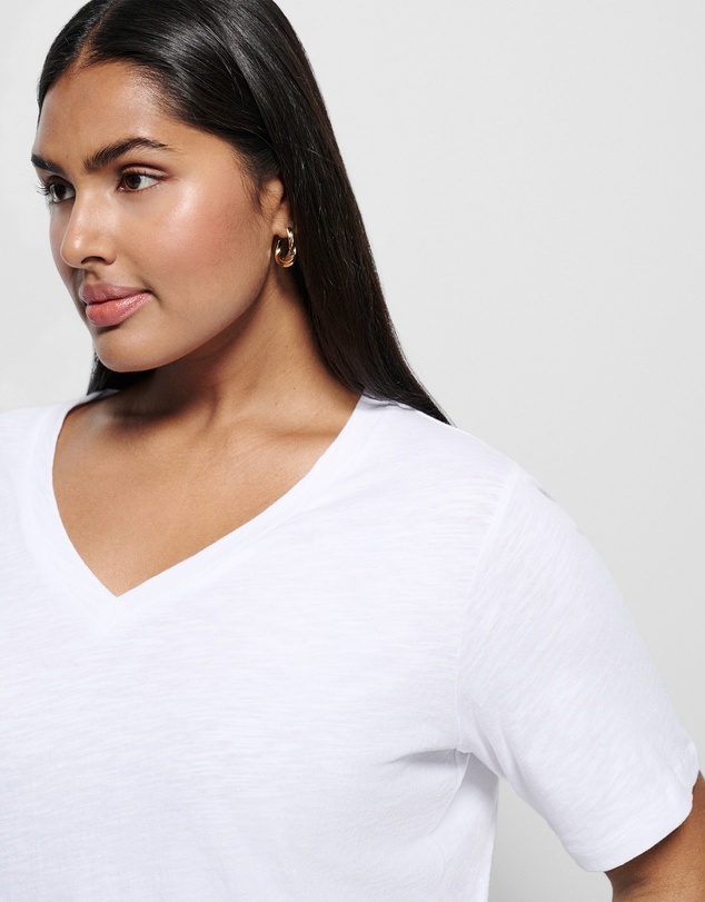 Commonry - Rue V Neck Tee