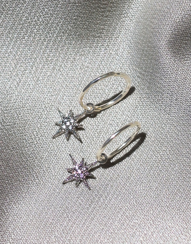 SAINT VALENTINE - North Star Mini Hoops - Silver
