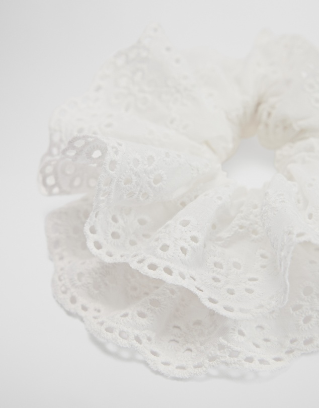 Country Road - Lace Scrunchie