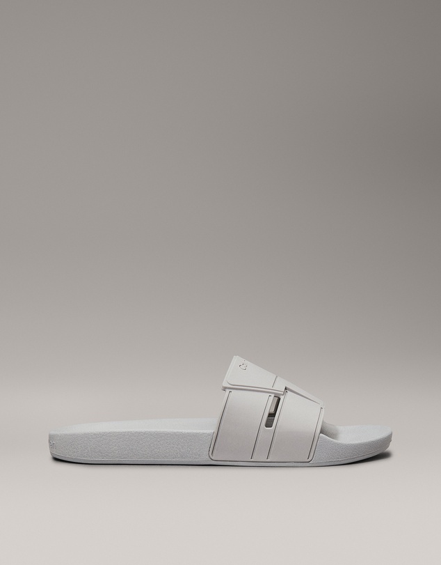 Calvin Klein - Embossed Logo Slides