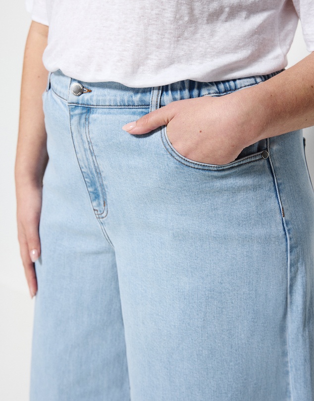 Commonry - Elasticated Wide Leg Jean