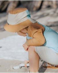 Crywolf - SWIM BUCKET HAT Ocean Colourblock