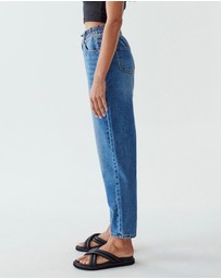 Calli - Hudson Mom Jeans
