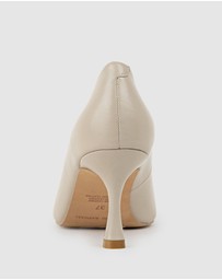 Edward Meller - ARIEL75 Chiselled Pump
