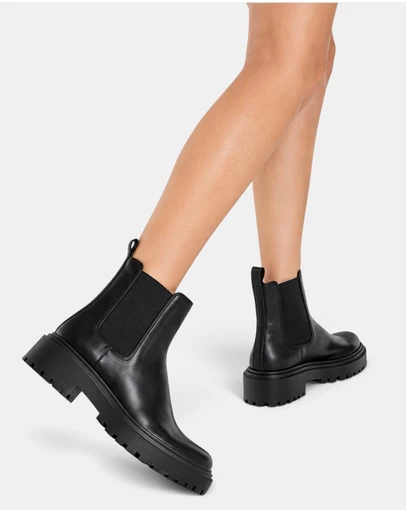 GUESS - Leannaa Ankle Boots