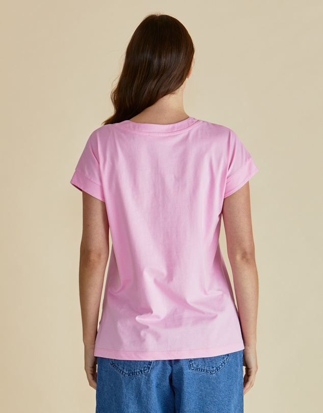 Betty Basics - Tracy V-Neck Tee