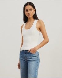 Atmos&Here - Sammy Racer Back Knit Top