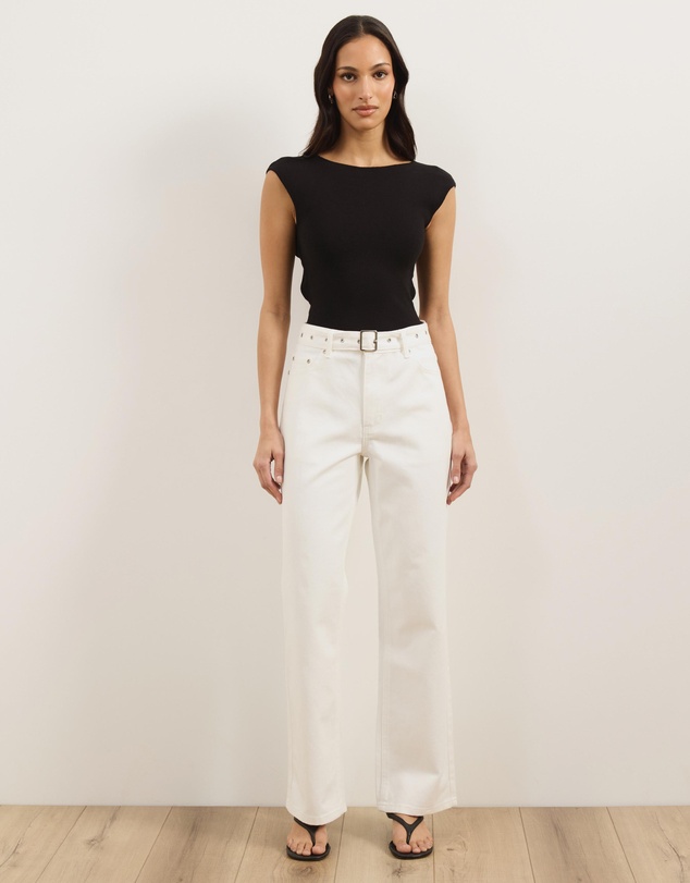 Atmos&Here - Flo High Rise Belted Jeans