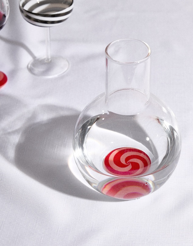 Fazeek - Swirl Carafe Red/Pink
