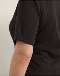 Atmos&Here Curvy - Deep V-Neck T-Shirt