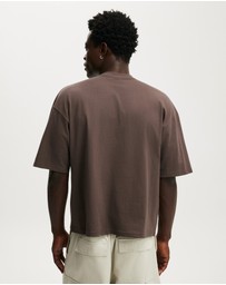 Cotton On - Cropped Fit T-Shirt
