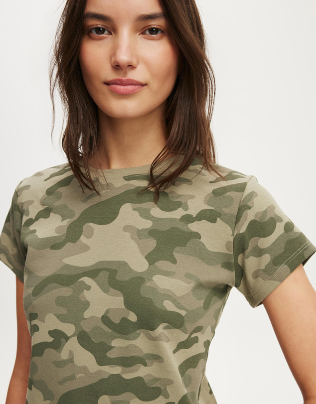 Cotton On - 90s Baby Tee