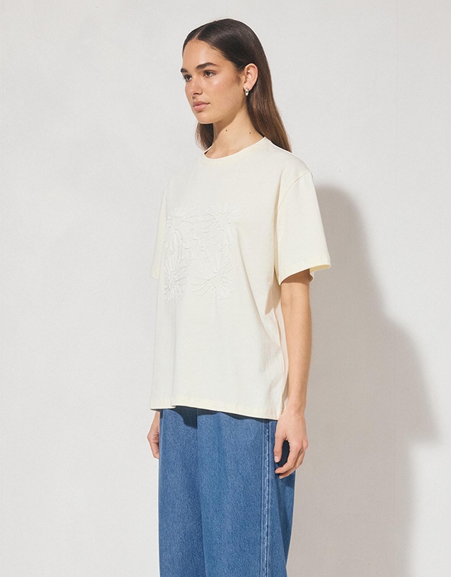 MON RENN - Essie Tee