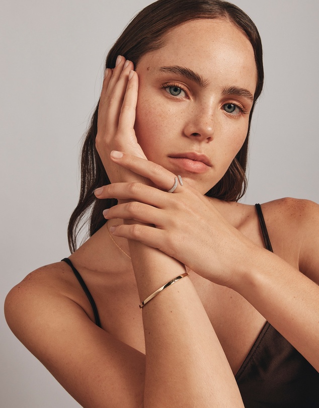 Michael Hill - Diamond Accent Oval Bangle in 10kt Yellow Gold