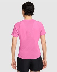 Nike - Swift Dri-Fit Short Sleeve Running Top