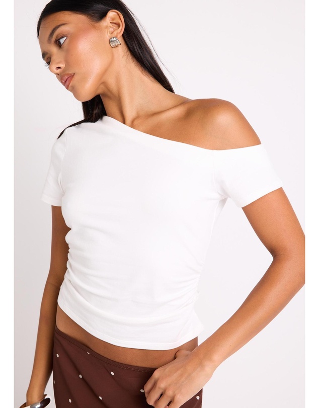 Alice In The Eve - Zoe Off Shoulder Top