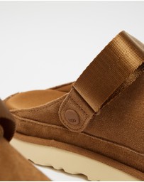 UGG - Goldenstar Clogs - Women's