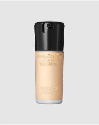 MAC - Studio Radiance Serum-Powered Foundation - NC17