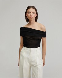 Oxford - Nia Mesh Off-Shoulder Top