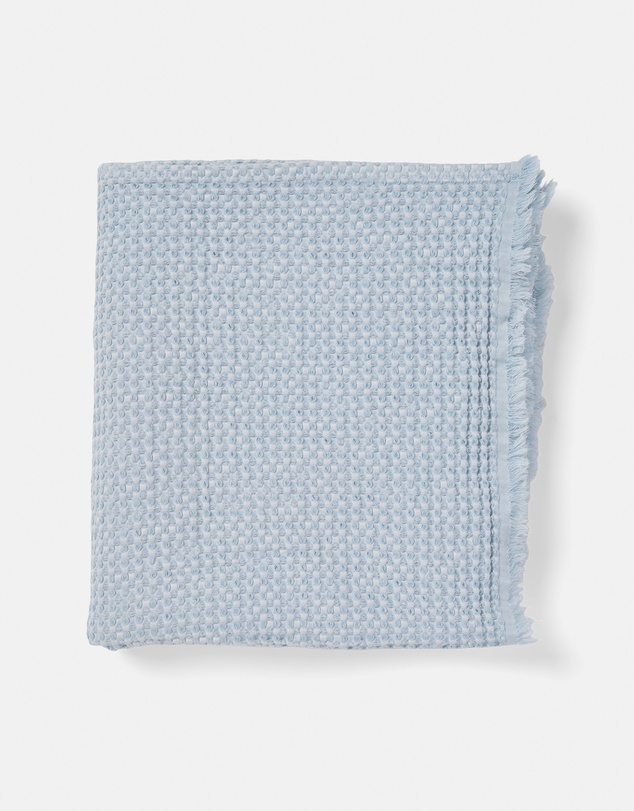 Linen House - Saltwater Hydrangea Throw