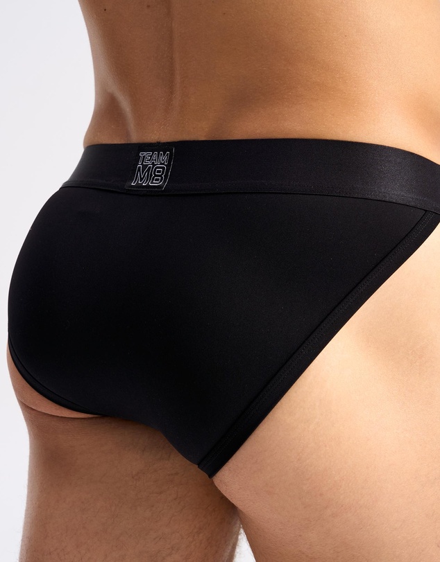 TEAMM8 - Spartacus Sports Brief