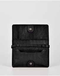 Cobb & Co - Stirling Leather Smart-Phone Card Holder Crossbody Wallet