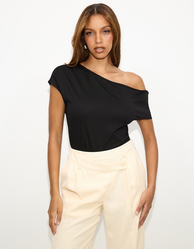 Dazie - Coral Off Shoulder Top