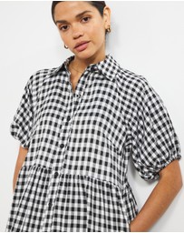 Atmos&Here - Emberly Collared Midi Dress