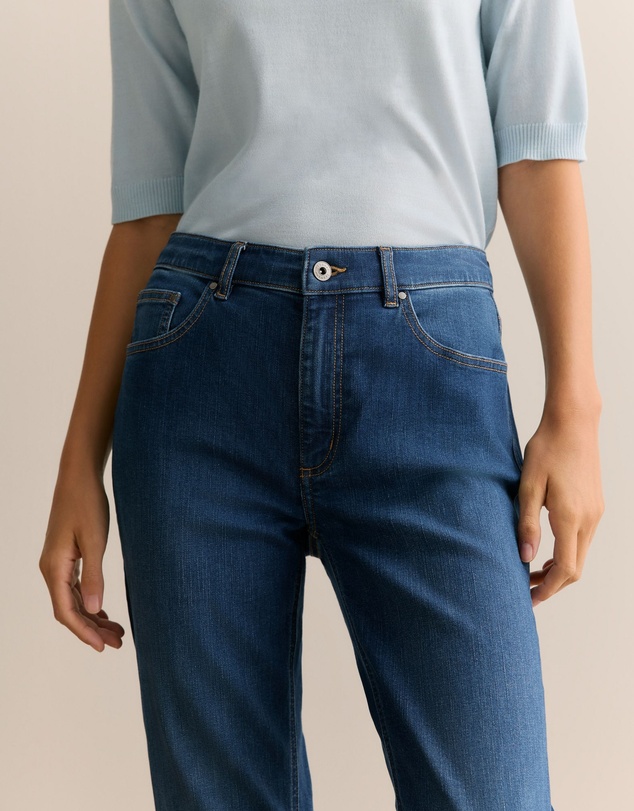 Trenery - Mid Rise Straight Leg Jean in Washed Indigo