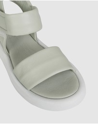 S by Sempre Di - Iselin Flatforms