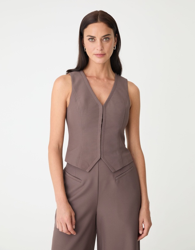 Forcast - Dakota V-Neck Vest