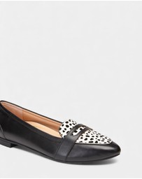Vionic - Savannah Flat - Black Spot