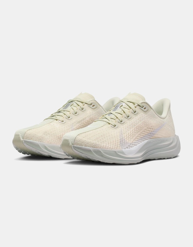 Nike - Pegasus Plus - Women's