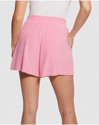 GUESS - Lola Active Short