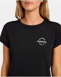 Billabong - Womens On Holiday Short Sleeve Rashguard