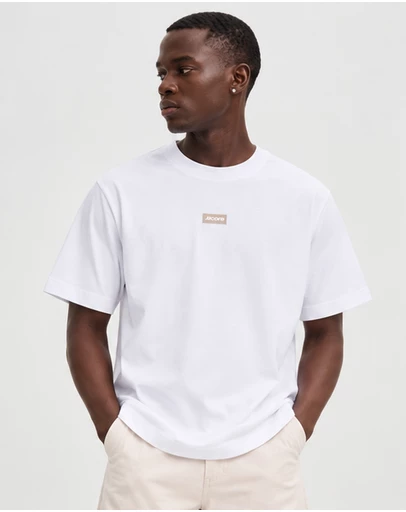 Jack & Jones - Jcoclub Small Badge SS Crew Neck Tee