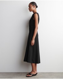 COS - Twist-Detail Midi Dress