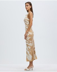 Third Form - Twist Through Bias Tank Maxi