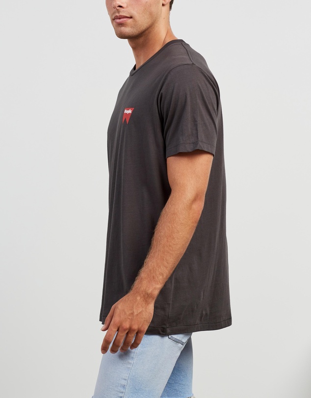 Wrangler - ICONIC Exclusive - Fangs Hit Tee