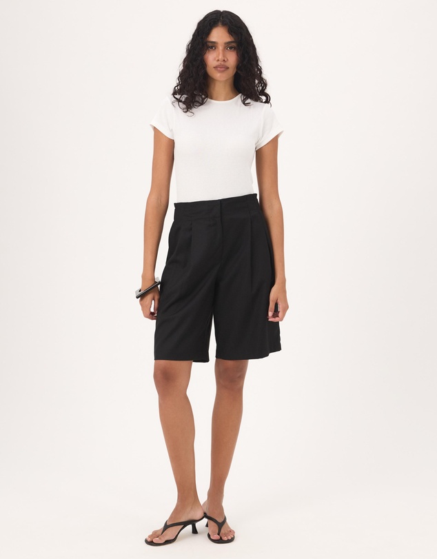 Atmos&Here - Elsie Pleated Waist Shorts